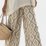 Magdalēna – Elegant Top and Comfortable Everyday Trousers