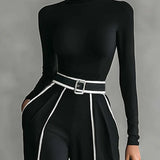 Vera - Elegant Set with Contrast Details
