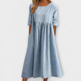 Anja - Tummy-Flattering Dress